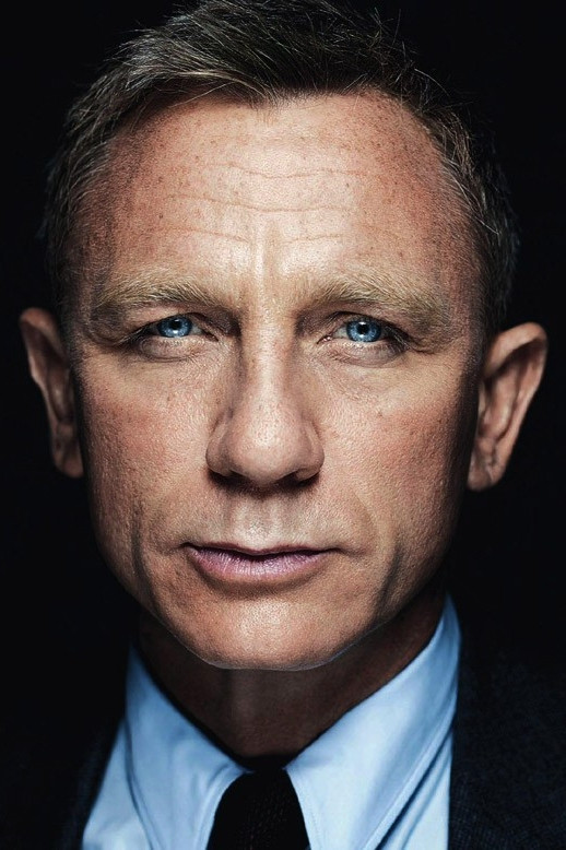 Daniel Craig Profile
